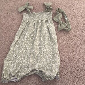 7 for all mankind floral green and white romper with matching headband 18 months